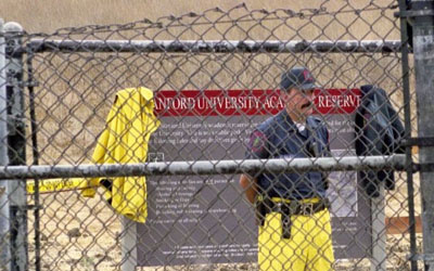 Stanford protecting the Dish area  - September, 2000